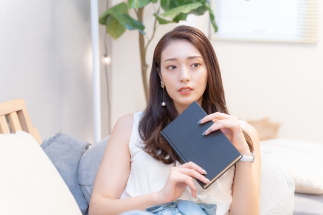 あなたは「小説を読むと何の役に立つのですか？」という問いに答えることができますか？